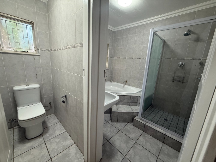 5 Bedroom Property for Sale in Bayswater Free State